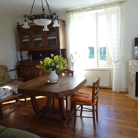 Prázdninový dům Centres, 5 Pieces, 6 Personnes - Fr-1-601-411